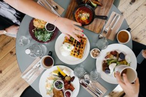 Ingin Lunch yang Enak Namun Terjangkau? Yuk, Simak 5 Rekomendasi Restoran yang Menawarkan Lunch Set Menu Deal di Jakarta!